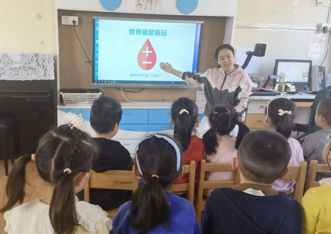 讨论2.jpg https://wxxyx.wxlxjy.com/contents/sitefiles2054/10273306/images/41600872.jpeg