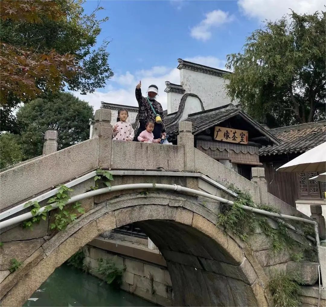 QQ图片20221019103041.jpg https://wxxyx.wxlxjy.com/contents/sitefiles2054/10273306/images/41601157.jpeg